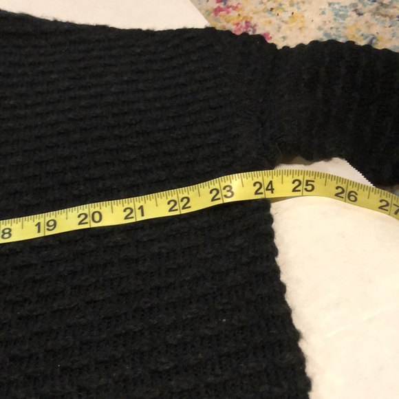 BLACK V NECK LUMIERE LONG SLEEVE SWEATER - Large Cozy! NWOT - Picture 10 of 15